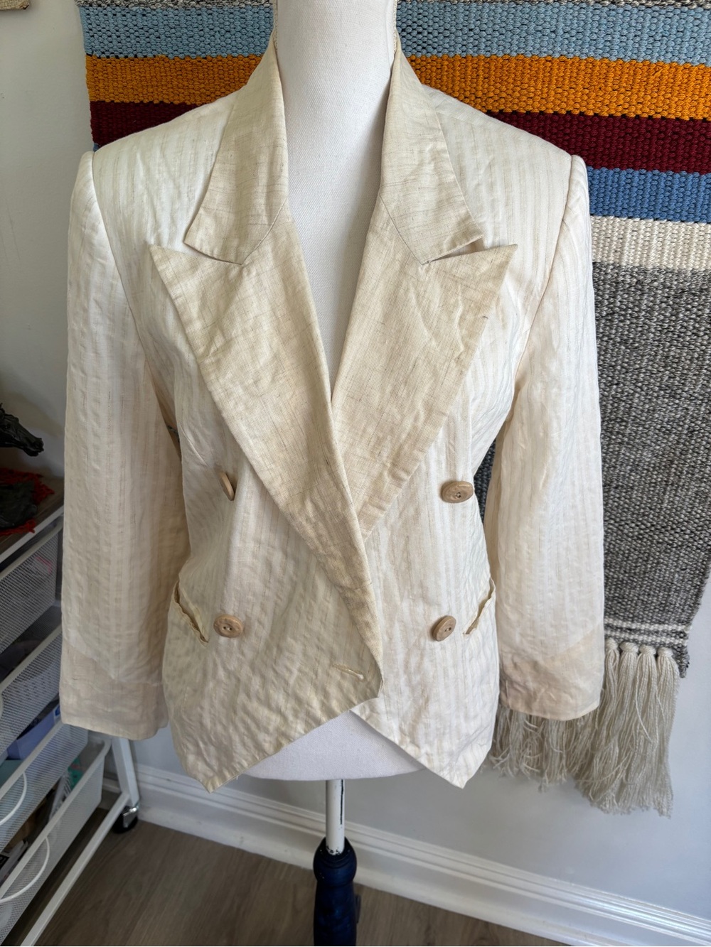Focus 2000 Cream Double-Breasted Linen Blazer